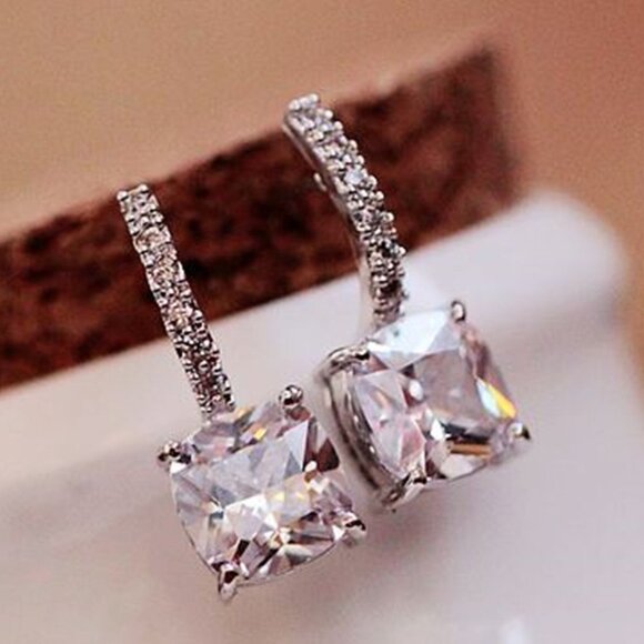 🎁 925 Silver Plated Micro Pave Diamond CZ Dangling Earring for Women, HA4538 - Picture 1 of 4